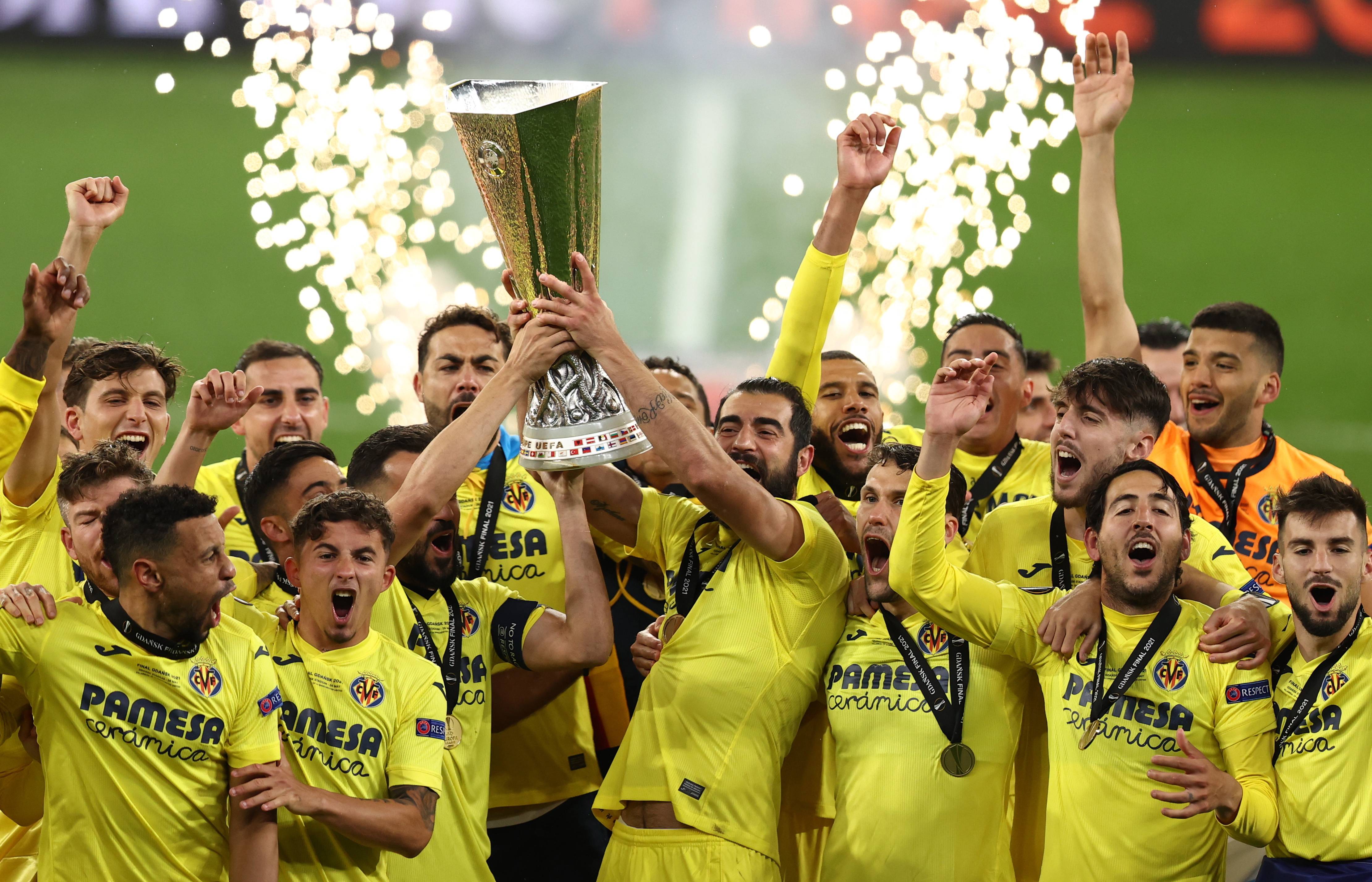 开云-比利亚雷亚尔发布备战花絮，冲刺阶段调整名单，中超任务艰巨，医务组通报恢复(中超四大外援天团对比)